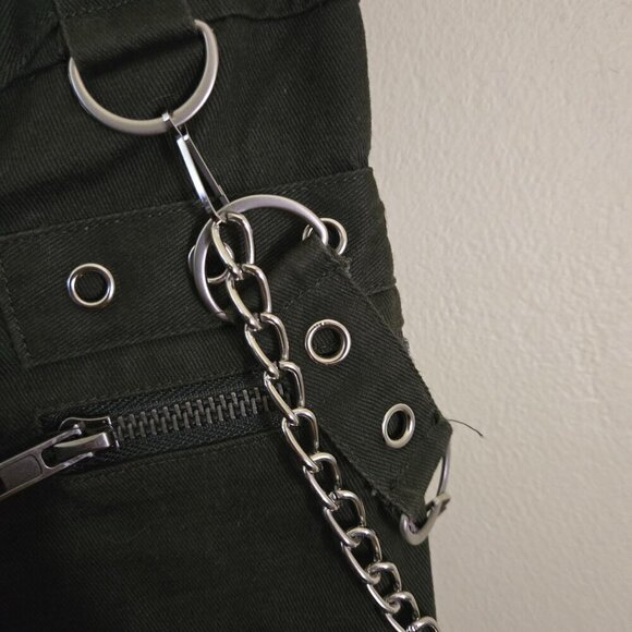 Carmar Los Angeles LF Army Green Goth Punk Emo Chain Embellished Mini Skirt Size - Picture 5 of 9